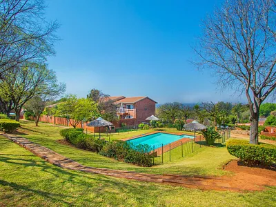 2 Bedroom Apartment For Sale in Randburg - iT68.webp