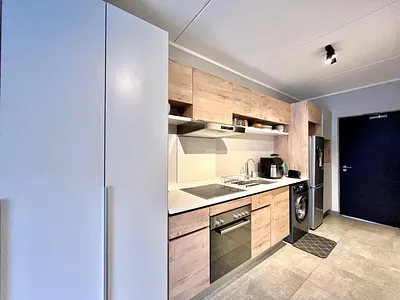 1 Bedroom Apartment To Rent in Pretoria - A0B8.webp