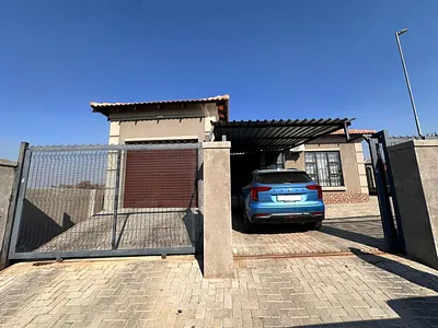 3 Bedroom House For Sale in Nelspruit - 8jhr.webp