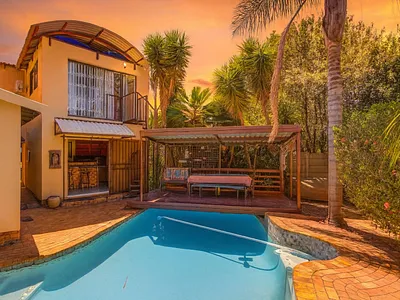 8 Bedroom House For Sale in Kempton Park - KgEa.webp