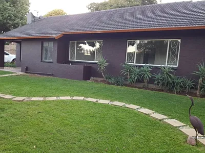 2 Bedroom House To Rent in Randburg - wS6O.webp