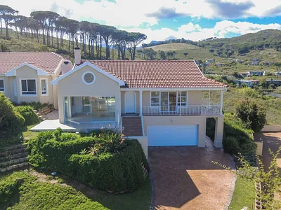 3 Bedroom House For Sale in Somerset West - z3BS.webp