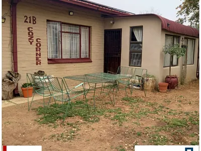 2 Bedroom House For Sale in Bloemhof - RBqr.webp