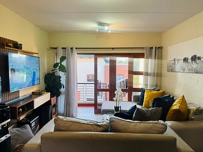 2 Bedroom Apartment For Sale in Sandton - lYIS.webp