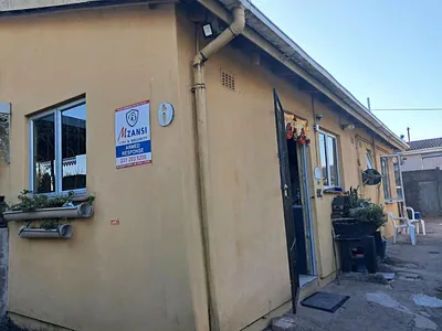 3 Bedroom House For Sale in Pinetown - rdvl.webp