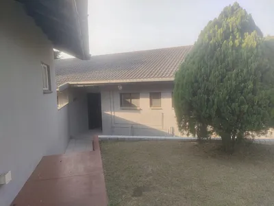 4 Bedroom Townhouse For Sale in Empangeni - VlfS.webp