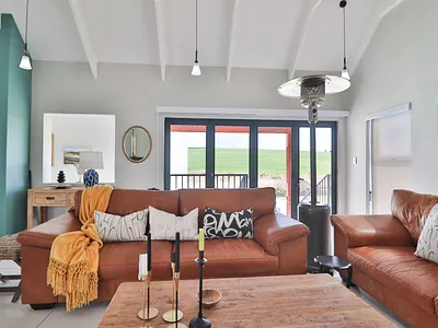 3 Bedroom House For Sale in Malmesbury - O1fT.webp