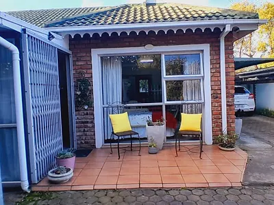 4 Bedroom House For Sale in George - tv7f.webp