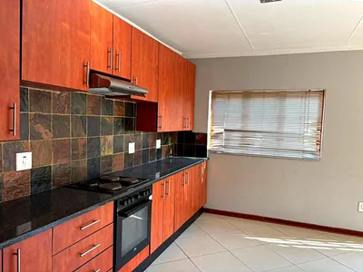 3 Bedroom Townhouse For Sale in Polokwane - Gce5.webp