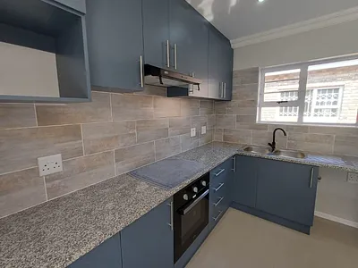 3 Bedroom House For Sale in Port Elizabeth - pmQV.webp