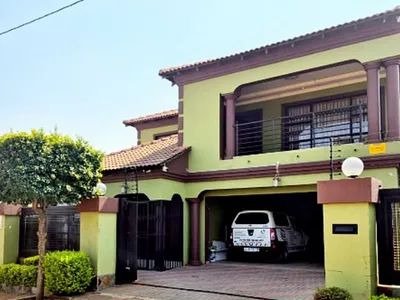 4 Bedroom House For Sale in Soshanguve - skfG.webp