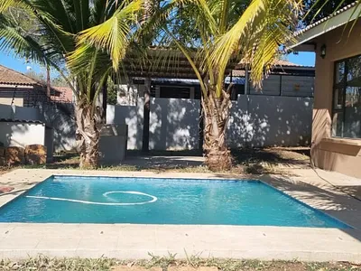 3 Bedroom House For Sale in Komatipoort - Hd7S.webp