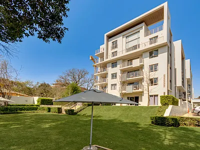 2 Bedroom Apartment For Sale in Johannesburg - jTVD.webp