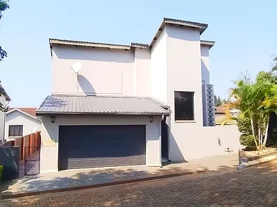 3 Bedroom Townhouse For Sale in Tzaneen - KC5U.webp