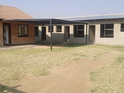 2 Bedroom House For Sale in Boksburg - img