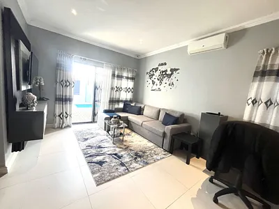3 Bedroom House For Sale in Blouberg - r7j1.webp