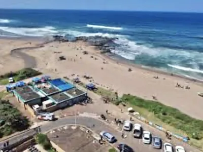 2 Bedroom Apartment For Sale in Amanzimtoti - rHtX.webp