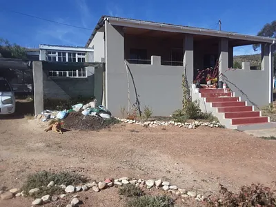 2 Bedroom House For Sale in Ladismith - img