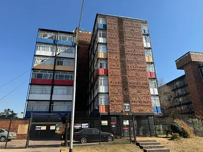 2 Bedroom Apartment For Sale in Pretoria - zs6u.webp