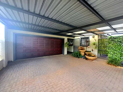 3 Bedroom House For Sale in Centurion - HnMN.webp