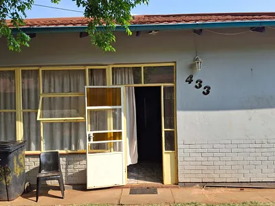 4 Bedroom House For Sale in Pretoria - w07B.webp