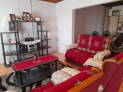 2 Bedroom House For Sale in Port Elizabeth - img