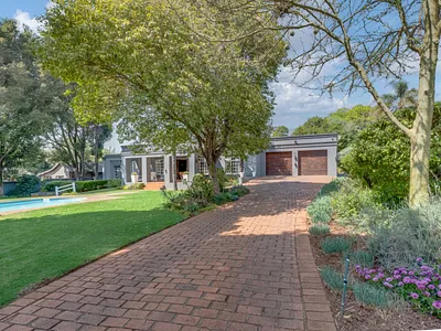 3 Bedroom House For Sale in Randburg - UWtg.webp