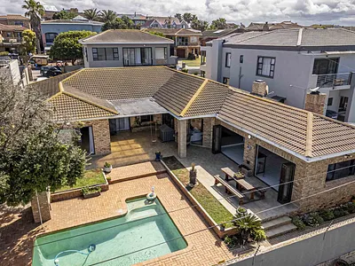 3 Bedroom House For Sale in Port Elizabeth - img