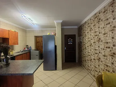 2 Bedroom Apartment To Rent in Randburg - 592H.webp