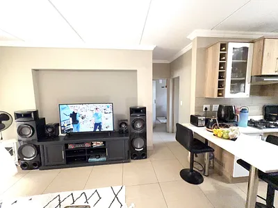 2 Bedroom Townhouse For Sale in Pretoria - pkwt.webp