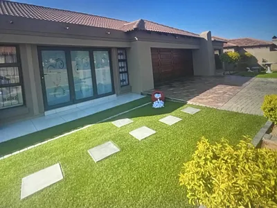 4 Bedroom House For Sale in Polokwane - 3RhS.webp