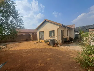 3 Bedroom House For Sale in Pretoria - fbvj.webp