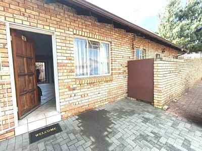 2 Bedroom Townhouse For Sale in Ermelo - FFTZ.webp