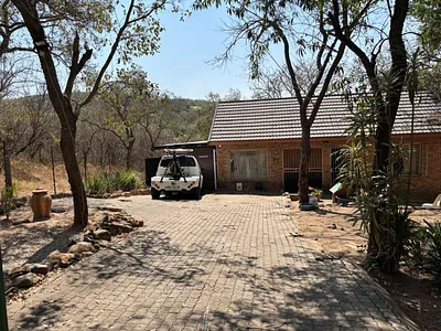 2 Bedroom House For Sale in Hazyview - Syjh.webp