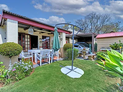 2 Bedroom Townhouse For Sale in Roodepoort - Nlbv.webp