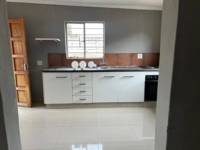 2 Bedroom Apartment To Rent in Kempton Park - nTvV.webp