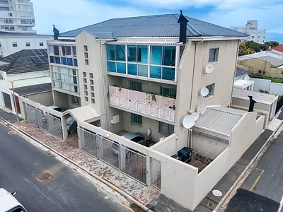 2 Bedroom Apartment For Sale in Strand - OaNN.webp