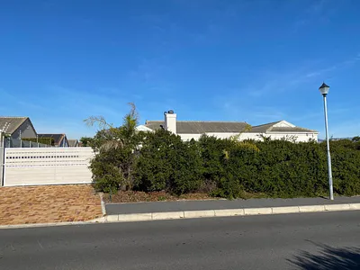 3 Bedroom House For Sale in Blouberg - vh6w.webp
