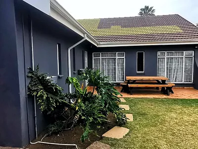 3 Bedroom House To Rent in Kempton Park - img