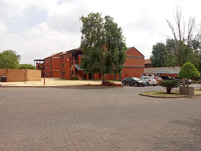 1 Bedroom Apartment For Sale in Midrand - dwwI.webp