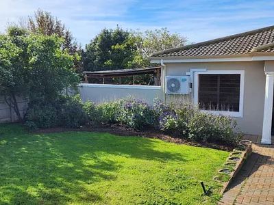 3 Bedroom House For Sale in Malmesbury - MfL5.webp