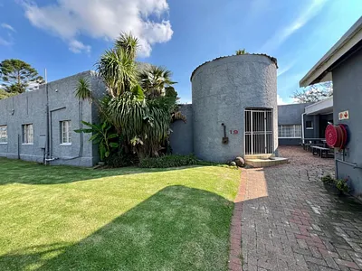 Commercial Property For Sale in Breyten - vZMT.webp