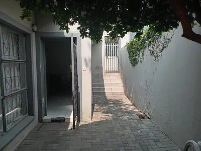 3 Bedroom House For Sale in Johannesburg - U8Wl.webp