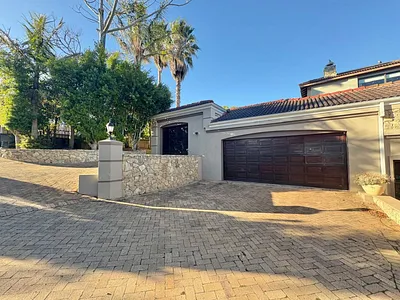 4 Bedroom House For Sale in George - 7KsZ.webp