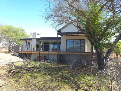 3 Bedroom House For Sale in Hoedspruit - Omyj.webp