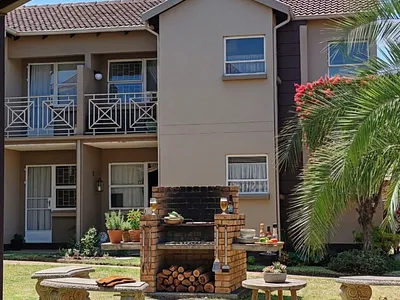 2 Bedroom Apartment For Sale in Kempton Park - KN2i.webp