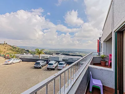 2 Bedroom Apartment For Sale in Randburg - k7CB.webp