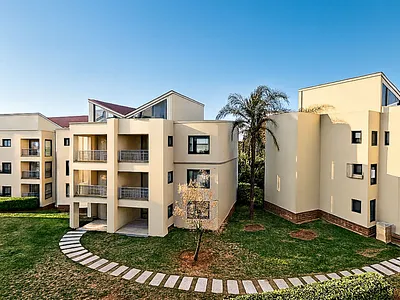 3 Bedroom Apartment For Sale in Sandton - 6xcr.webp