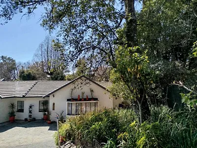 7 Bedroom House For Sale in Sandton - 1CXZ.webp