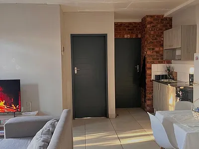 1 Bedroom Apartment To Rent in Randburg - cszE.webp